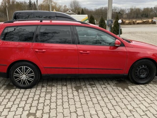 Червоний Фольксваген Пассат Варіант, об'ємом двигуна 2 л та пробігом 296 тис. км за 7000 $, фото 3 на Automoto.ua