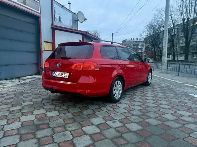 Красный Фольксваген Пассат Вариант, объемом двигателя 2 л и пробегом 280 тыс. км за 8550 $, фото 4 на Automoto.ua