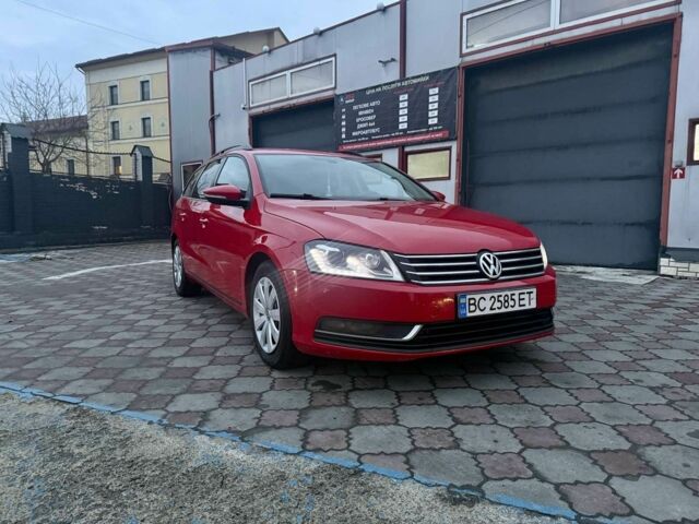 Красный Фольксваген Пассат Вариант, объемом двигателя 2 л и пробегом 280 тыс. км за 8550 $, фото 2 на Automoto.ua