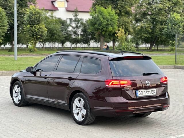 Червоний Фольксваген Пассат Варіант, об'ємом двигуна 1.6 л та пробігом 262 тис. км за 12499 $, фото 3 на Automoto.ua