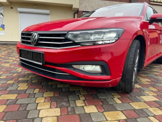 Красный Фольксваген Пассат Вариант, объемом двигателя 2 л и пробегом 240 тыс. км за 19900 $, фото 5 на Automoto.ua