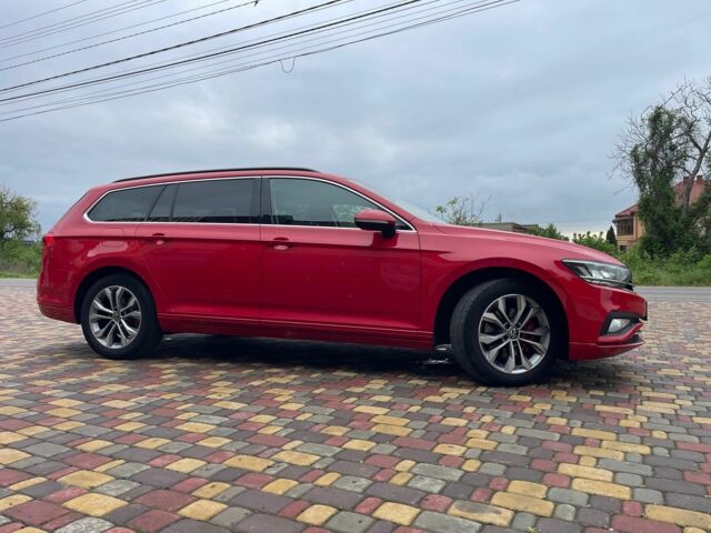 Красный Фольксваген Пассат Вариант, объемом двигателя 2 л и пробегом 240 тыс. км за 19900 $, фото 14 на Automoto.ua