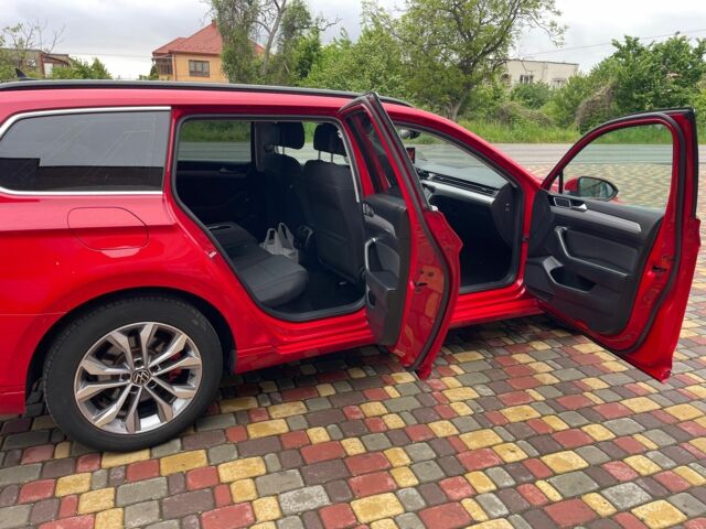 Красный Фольксваген Пассат Вариант, объемом двигателя 1.98 л и пробегом 241 тыс. км за 20500 $, фото 13 на Automoto.ua