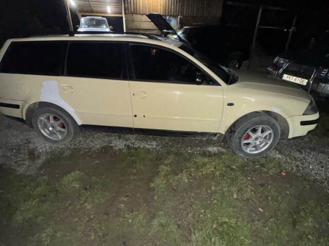 Желтый Фольксваген Пассат Вариант, объемом двигателя 1.9 л и пробегом 38 тыс. км за 2900 $, фото 3 на Automoto.ua