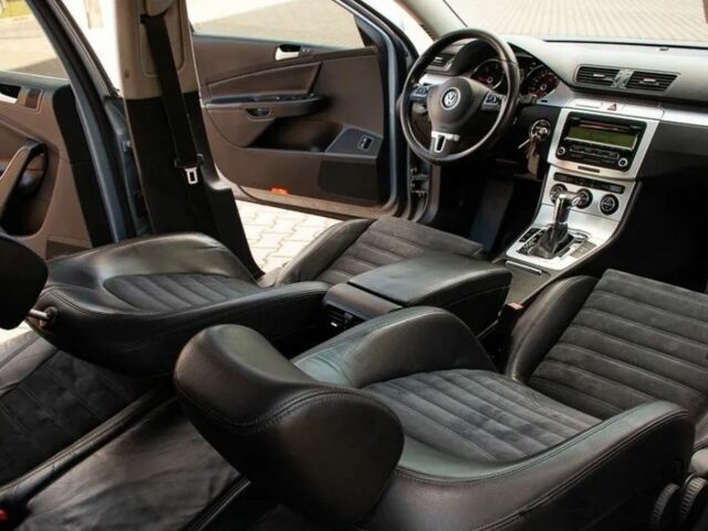 Серый Фольксваген Пассат Вариант, объемом двигателя 1.9 л и пробегом 228 тыс. км за 1850 $, фото 6 на Automoto.ua