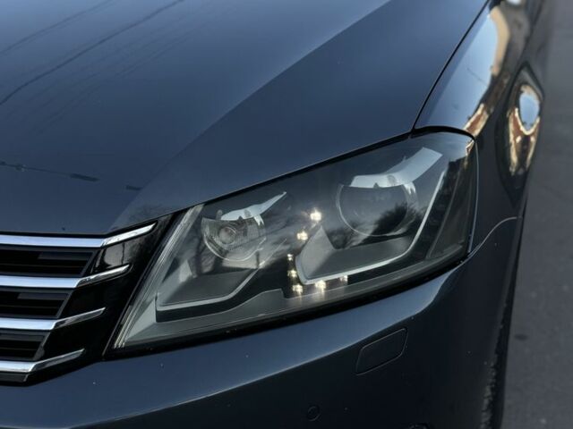 Серый Фольксваген Пассат Вариант, объемом двигателя 2 л и пробегом 327 тыс. км за 9950 $, фото 1 на Automoto.ua