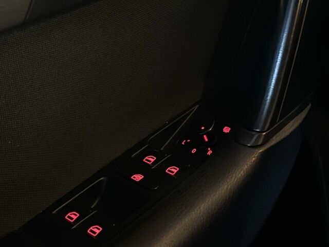 Серый Фольксваген Пассат Вариант, объемом двигателя 2 л и пробегом 327 тыс. км за 9950 $, фото 4 на Automoto.ua