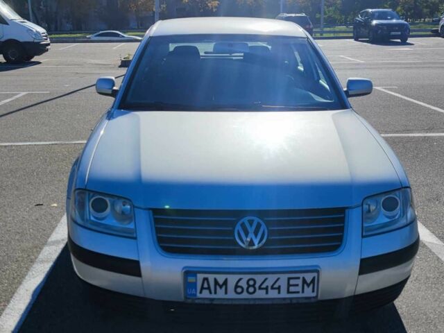 Серый Фольксваген Пассат Вариант, объемом двигателя 1.6 л и пробегом 250 тыс. км за 4400 $, фото 6 на Automoto.ua