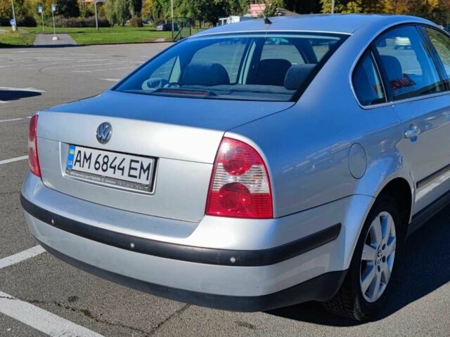 Серый Фольксваген Пассат Вариант, объемом двигателя 1.6 л и пробегом 250 тыс. км за 4400 $, фото 5 на Automoto.ua