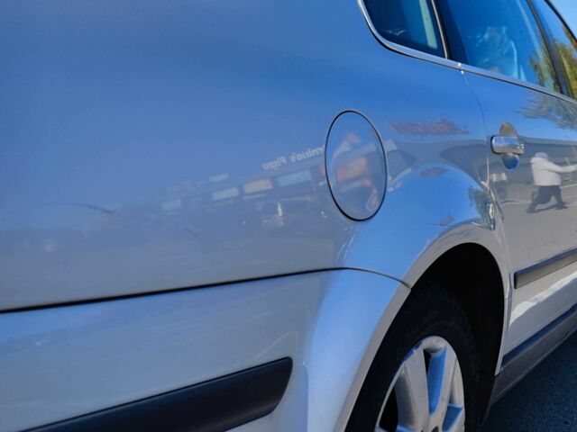 Серый Фольксваген Пассат Вариант, объемом двигателя 1.6 л и пробегом 250 тыс. км за 4400 $, фото 10 на Automoto.ua