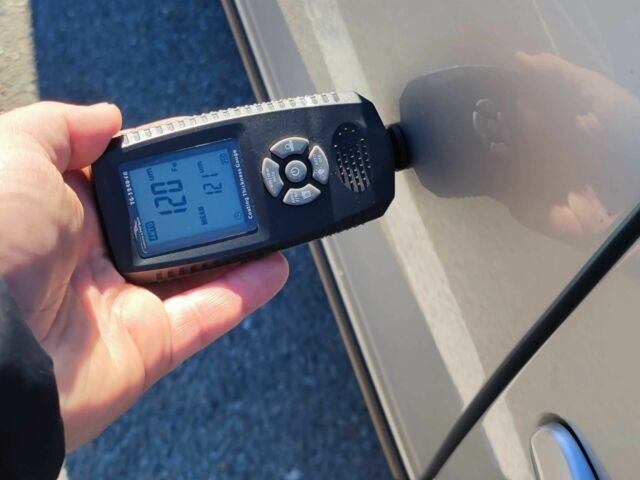 Серый Фольксваген Пассат Вариант, объемом двигателя 1.6 л и пробегом 250 тыс. км за 4400 $, фото 14 на Automoto.ua