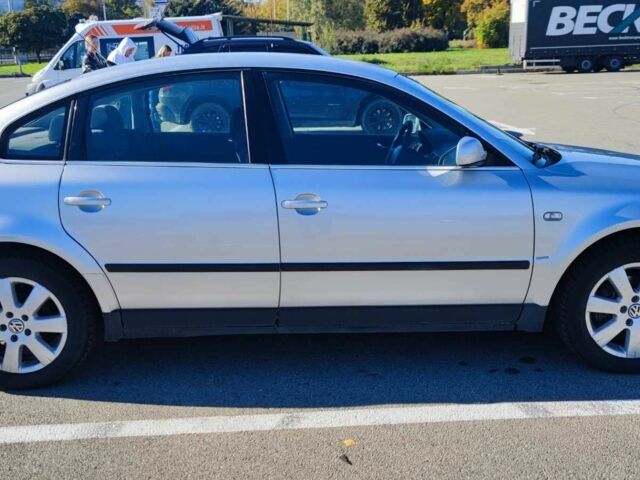 Серый Фольксваген Пассат Вариант, объемом двигателя 1.6 л и пробегом 250 тыс. км за 4400 $, фото 4 на Automoto.ua