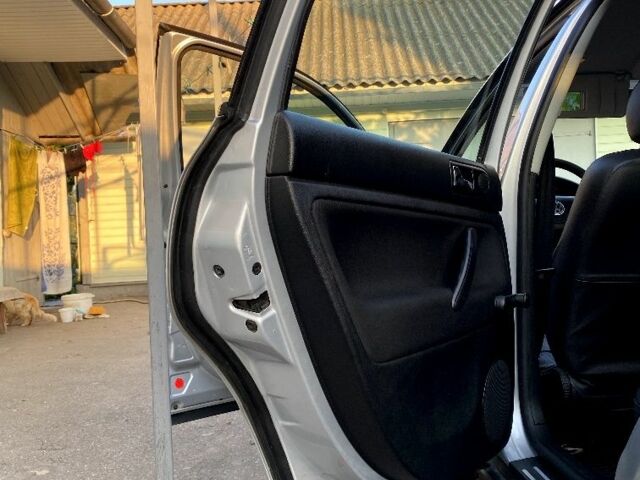 Сірий Фольксваген Пассат Варіант, об'ємом двигуна 1.6 л та пробігом 150 тис. км за 4200 $, фото 12 на Automoto.ua