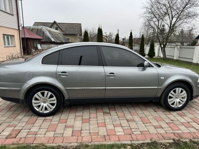 Серый Фольксваген Пассат Вариант, объемом двигателя 1.9 л и пробегом 408 тыс. км за 4500 $, фото 1 на Automoto.ua