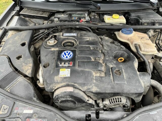 Серый Фольксваген Пассат Вариант, объемом двигателя 1.9 л и пробегом 408 тыс. км за 4500 $, фото 7 на Automoto.ua