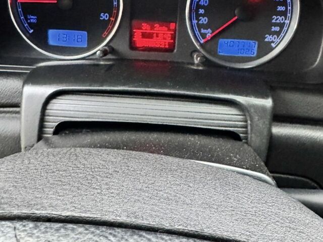 Серый Фольксваген Пассат Вариант, объемом двигателя 1.9 л и пробегом 408 тыс. км за 4500 $, фото 10 на Automoto.ua