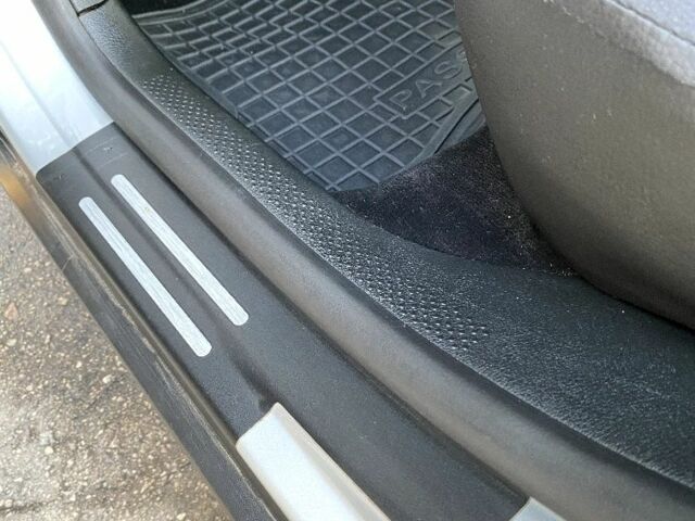 Сірий Фольксваген Пассат Варіант, об'ємом двигуна 1.6 л та пробігом 150 тис. км за 4200 $, фото 18 на Automoto.ua