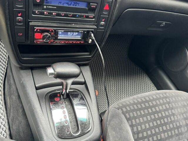 Серый Фольксваген Пассат Вариант, объемом двигателя 1.9 л и пробегом 408 тыс. км за 4500 $, фото 14 на Automoto.ua