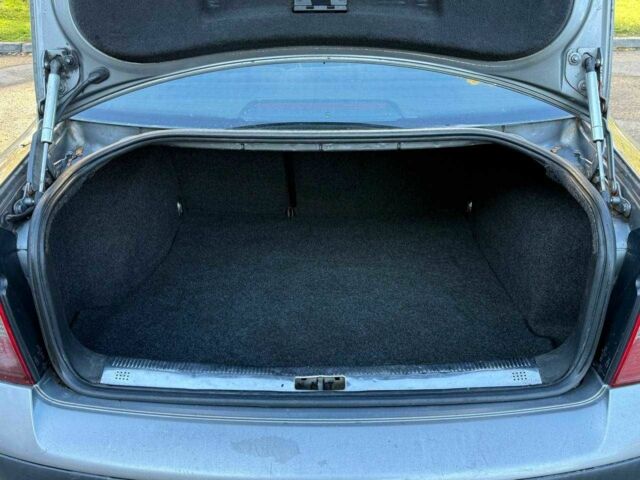 Серый Фольксваген Пассат Вариант, объемом двигателя 1.9 л и пробегом 500 тыс. км за 1950 $, фото 7 на Automoto.ua