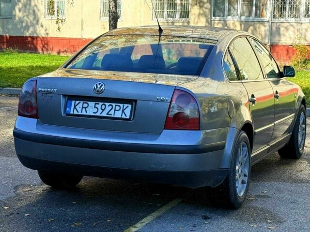 Серый Фольксваген Пассат Вариант, объемом двигателя 1.9 л и пробегом 500 тыс. км за 1950 $, фото 5 на Automoto.ua