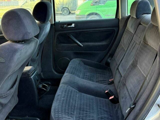 Серый Фольксваген Пассат Вариант, объемом двигателя 1.9 л и пробегом 500 тыс. км за 1950 $, фото 8 на Automoto.ua