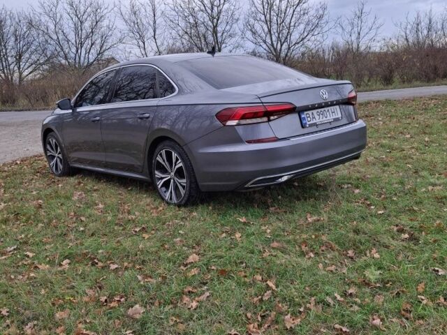 Сірий Фольксваген Пассат Варіант, об'ємом двигуна 2 л та пробігом 149 тис. км за 487 $, фото 3 на Automoto.ua