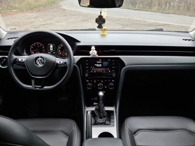 Сірий Фольксваген Пассат Варіант, об'ємом двигуна 2 л та пробігом 149 тис. км за 487 $, фото 6 на Automoto.ua