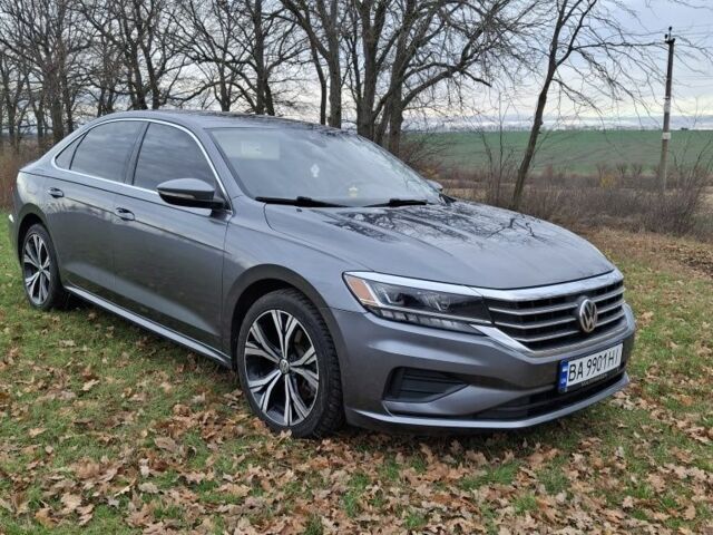 Сірий Фольксваген Пассат Варіант, об'ємом двигуна 2 л та пробігом 149 тис. км за 487 $, фото 1 на Automoto.ua