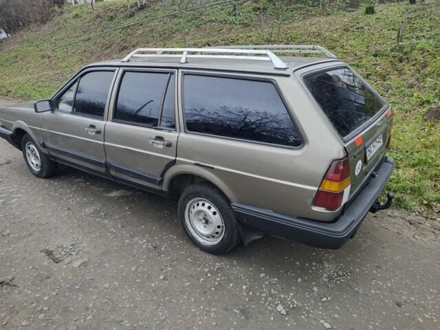 Серый Фольксваген Пассат Вариант, объемом двигателя 0 л и пробегом 300 тыс. км за 950 $, фото 10 на Automoto.ua