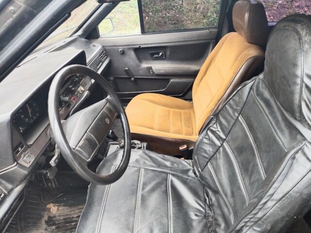 Серый Фольксваген Пассат Вариант, объемом двигателя 0 л и пробегом 300 тыс. км за 950 $, фото 13 на Automoto.ua