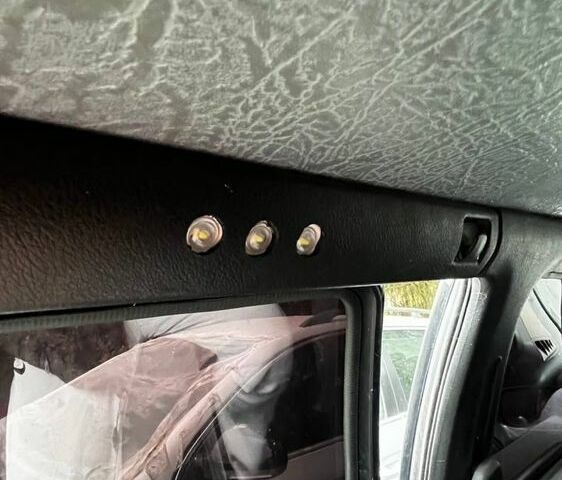 Серый Фольксваген Пассат Вариант, объемом двигателя 1.8 л и пробегом 10 тыс. км за 2800 $, фото 8 на Automoto.ua