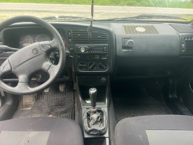 Фольксваген Пассат Вариант 1991 в Мостисках на Automoto.ua Серый Фольксваген Пассат Вариант, объемом двигателя 1.8 л и пробегом 350 тыс. км за 1799 $, фото 4 на Automoto.ua