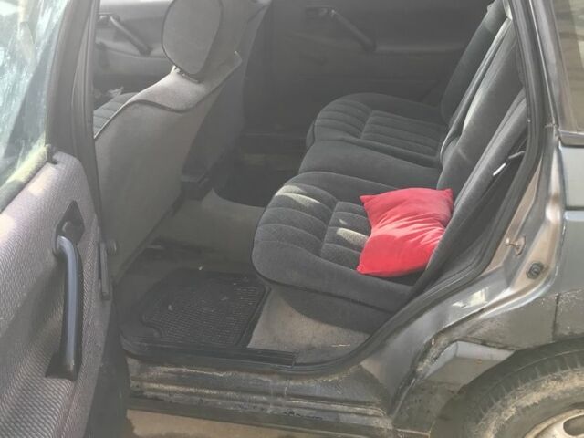 Сірий Фольксваген Пассат Варіант, об'ємом двигуна 1.9 л та пробігом 373 тис. км за 1600 $, фото 2 на Automoto.ua