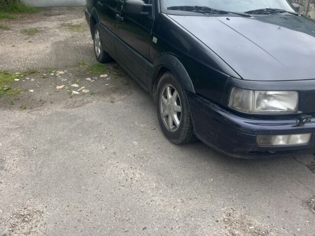 Фольксваген Пассат Вариант 1991 в Мостисках на Automoto.ua Серый Фольксваген Пассат Вариант, объемом двигателя 1.8 л и пробегом 350 тыс. км за 1799 $, фото 6 на Automoto.ua