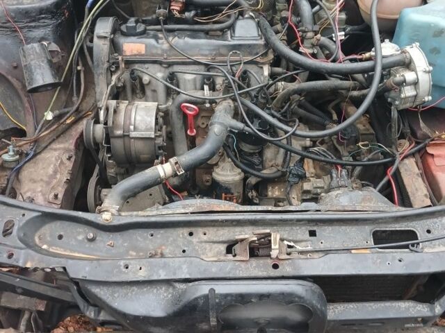 Сірий Фольксваген Пассат Варіант, об'ємом двигуна 0 л та пробігом 1000 тис. км за 1922 $, фото 5 на Automoto.ua