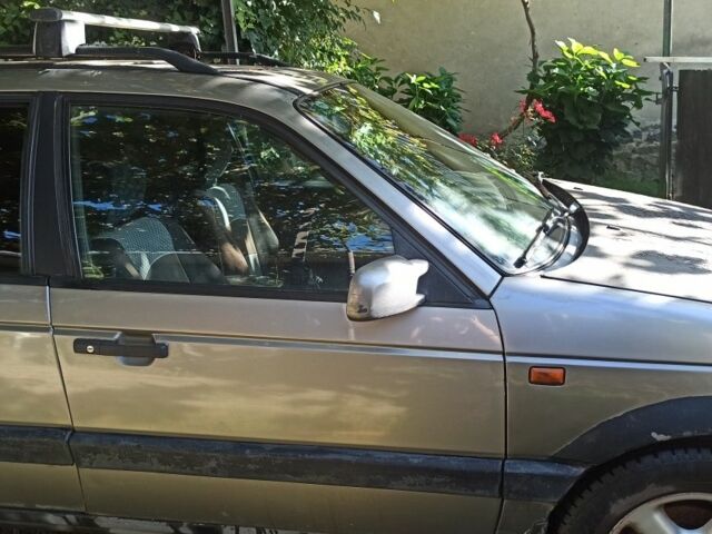 Сірий Фольксваген Пассат Варіант, об'ємом двигуна 0 л та пробігом 400 тис. км за 1400 $, фото 4 на Automoto.ua