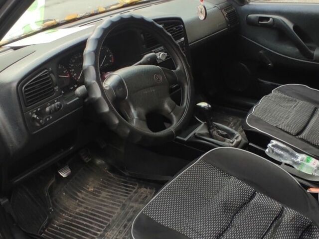 Серый Фольксваген Пассат Вариант, объемом двигателя 2 л и пробегом 450 тыс. км за 2300 $, фото 5 на Automoto.ua