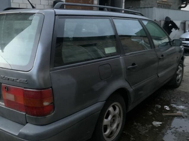 Сірий Фольксваген Пассат Варіант, об'ємом двигуна 2.8 л та пробігом 289 тис. км за 900 $, фото 5 на Automoto.ua