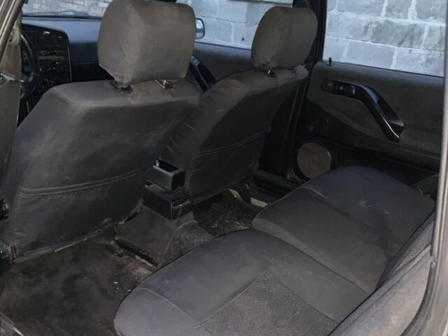 Сірий Фольксваген Пассат Варіант, об'ємом двигуна 2.8 л та пробігом 289 тис. км за 900 $, фото 3 на Automoto.ua