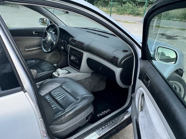 Сірий Фольксваген Пассат Варіант, об'ємом двигуна 1.8 л та пробігом 400 тис. км за 2000 $, фото 7 на Automoto.ua