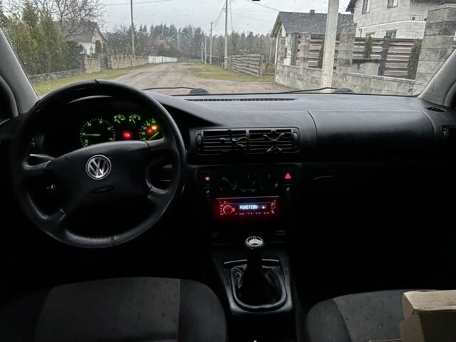 Серый Фольксваген Пассат Вариант, объемом двигателя 1.9 л и пробегом 400 тыс. км за 1250 $, фото 6 на Automoto.ua