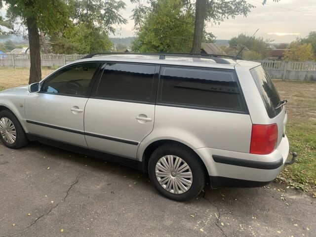 Сірий Фольксваген Пассат Варіант, об'ємом двигуна 1.6 л та пробігом 255 тис. км за 3300 $, фото 2 на Automoto.ua