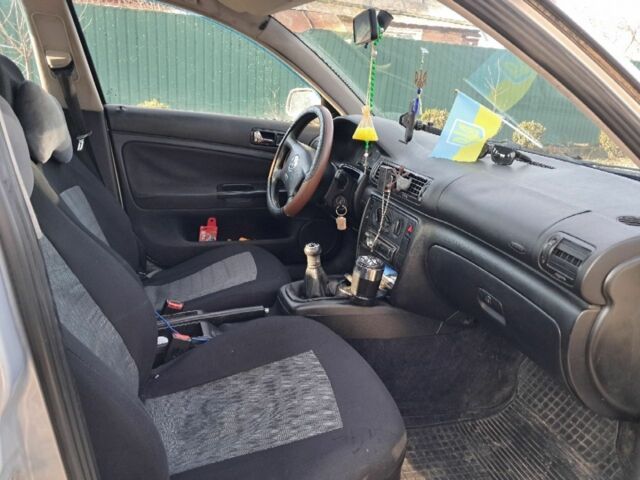 Фольксваген Пассат Варіант 1998 у Бердичеве на Automoto.ua Сірий Фольксваген Пассат Варіант, об'ємом двигуна 1.9 л та пробігом 430 тис. км за 3200 $, фото 6 на Automoto.ua