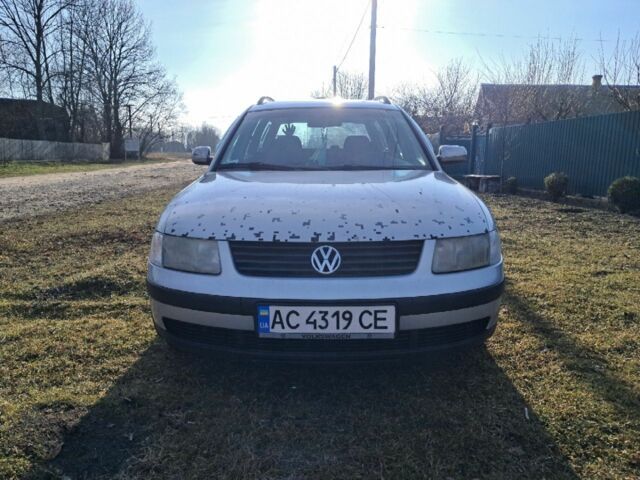 Фольксваген Пассат Варіант 1998 у Бердичеве на Automoto.ua Сірий Фольксваген Пассат Варіант, об'ємом двигуна 1.9 л та пробігом 430 тис. км за 3200 $, фото 2 на Automoto.ua