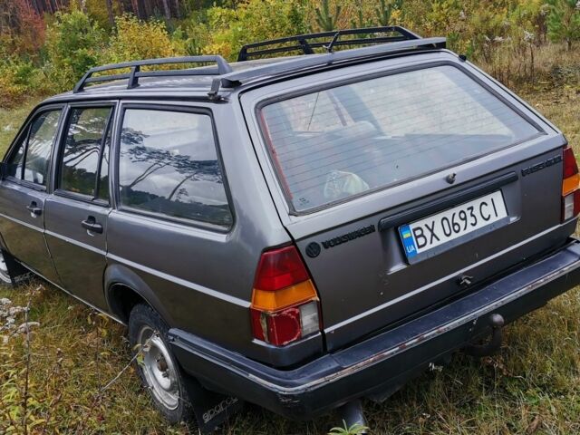 Серый Фольксваген Пассат Вариант, объемом двигателя 1.8 л и пробегом 330 тыс. км за 999 $, фото 1 на Automoto.ua