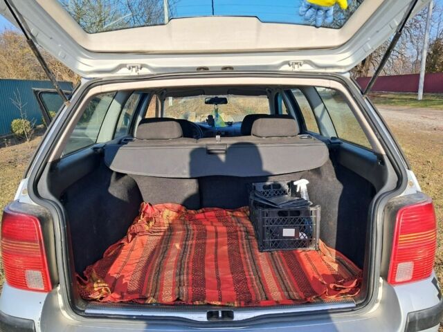 Фольксваген Пассат Варіант 1998 у Бердичеве на Automoto.ua Сірий Фольксваген Пассат Варіант, об'ємом двигуна 1.9 л та пробігом 430 тис. км за 3200 $, фото 5 на Automoto.ua