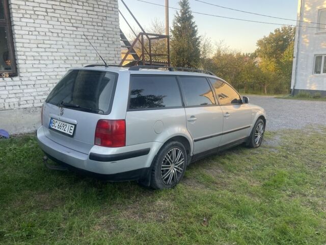 Серый Фольксваген Пассат Вариант, объемом двигателя 1.6 л и пробегом 424 тыс. км за 2700 $, фото 1 на Automoto.ua