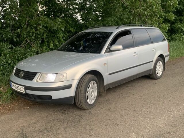 Сірий Фольксваген Пассат Варіант, об'ємом двигуна 1.8 л та пробігом 347 тис. км за 4400 $, фото 1 на Automoto.ua