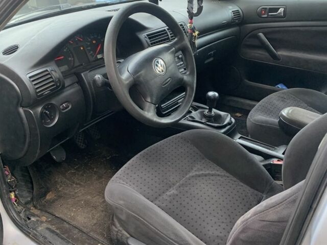 Серый Фольксваген Пассат Вариант, объемом двигателя 1.9 л и пробегом 350 тыс. км за 2000 $, фото 1 на Automoto.ua