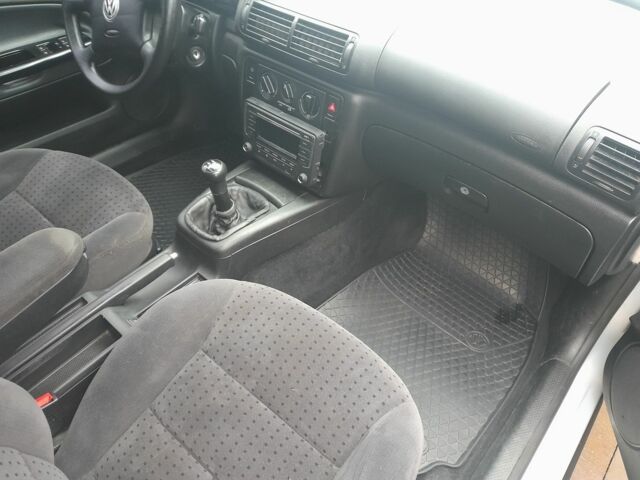 Сірий Фольксваген Пассат Варіант, об'ємом двигуна 1.6 л та пробігом 382 тис. км за 3200 $, фото 21 на Automoto.ua